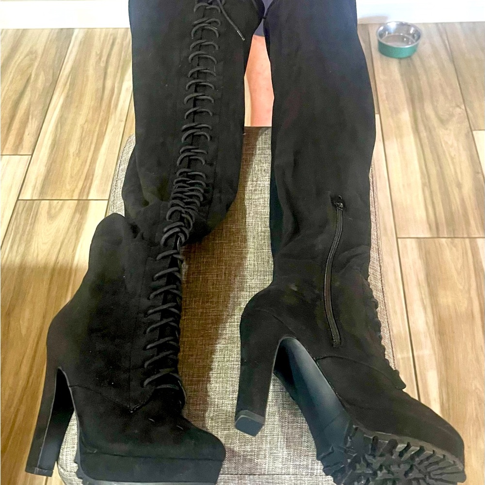 Shoe Dazzle Thigh High Boots